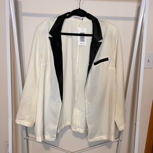 Off white plus size blazer with tags